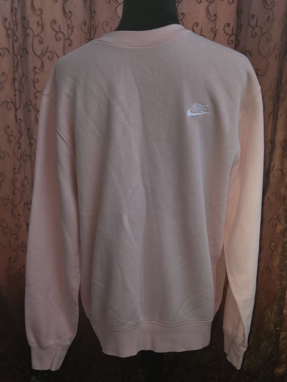 Nike Men’s Crewneck Sweatshirt in Pale Pink with White Logo